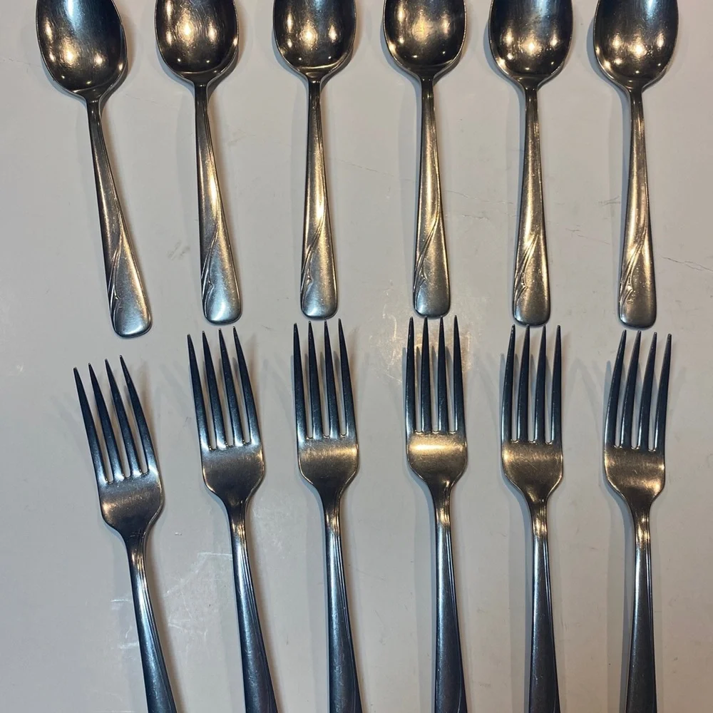 Vtg Oneida Flatware Forks Spoons Lot Of 12 Cutlery